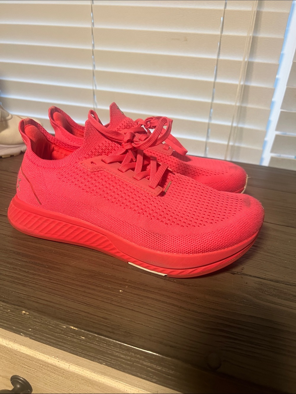 Flux wear Lightweight Breathable pink Knit Sneakers